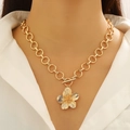 Collana a catena dorata con pendente a fiore 3D e chiusura a barra a T di tendenza - Pendente A Forma Di Fiore (A-32) / Oro
