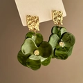 Boucles d'oreilles élégantes avec carré martelé doré et pétales de fleurs vertes - 1# (HE18974-3) / Vert