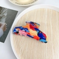 Floral tropical leaf pattern hair claw clip with vibrant blue red and yellow colors - 11cm / Tropical Rainforest