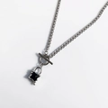 Zilveren Cubaanse schakelketting met OT-sluiting en zwart edelsteen slotje met kwastjes - Vierkante Zwarte Edelsteen Slot / Zilver Zwart