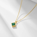 Elegant silver necklace with a square emerald zircon pendant and gold beaded trim - 925 Silver / Gold