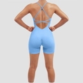 Tuta yoga celeste con schiena scoperta, spalline incrociate e dettaglio arricciato - XS / Blu