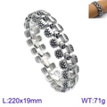 Silver skull chain bracelet for men with punk style and polished steel finish - Punk Skull Chain Style (KB123997-BDJX)
