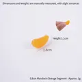 Miniatur-Orangenstücken-Modell aus PVC-Harz, 1,8 cm groß, für Bastelarbeiten - 1,8 cm Mittlere Gelbe Orangensektion