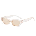 Modische rosa Katzenaugen-Sonnenbrille mit lichtdurchlässigen Gläsern für den Sommer-Streetstyle - Champagnerfarbener Rahmen / Teebraune Gläser