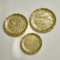 Dreiteiliges Set goldener Metalltabletts mit Wellentextur in verschiedenen Größen - 3er-Set - Gold (mit Innenbox) / Gold