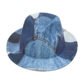 Cappello fedora in patchwork di denim blu con motivi di lavaggio irregolari - Taglia Bambini / Azzurro