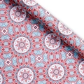 Rotolo di carta da regalo con motivo mandala floreale blu cielo e rosa cipria - Stile Marea Nazionale
