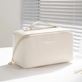 Trousse de maquillage blanche en cuir à rayures verticales et texte doré élégant - Beige