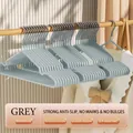 Gruccia antiscivolo grigia spessa con gancio in metallo per abiti da adulto ad alta portata - Grigio (Ispessito 55g)