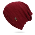 Gorro de punto granate con patrón de flechas, forro polar y placa metálica Heat - Talla única / Burdeos