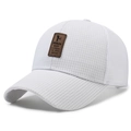 Berretto da baseball bianco in mesh traspirante con toppa in pelle marrone per sport all'aperto - Taglia Unica(Regolabile) / Bianco