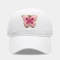 Détail de la broderie papillon en peluche rose avec fil doré sur casquette en coton blanc - Réglable / Blanc