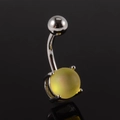 Detail of yellow frosted resin bead navel ring secured by silver-tone metal claws - 1.6x10x5x8mm / Yellow
