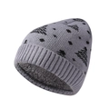 Berretto in maglia grigio foderato in pile con motivo a albero di Natale nero invernale - Grigio