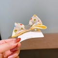 Beige gepunktete Stoffschleife Haarklammer mit silbernem Glitzerherz und Krokodilklemme - Stil 1 Polka Dot Herz 3D Schleife