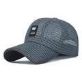 Dunkelgraue atmungsaktive Mesh Baseball Cap mit Future Luck Gummi-Patch für Sommer - Verstellbar / Dunkelgrau Mit Schwarzem Etikett