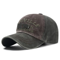 Vintage washed baseball cap in charcoal and dark red with 3D embroidery and worn-in look - Coffee Front Green Body