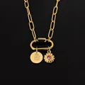14K vergulde roestvrijstalen letter B ketting met roze kristallen bloem hanger - Goud / Letter B