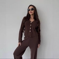 Completo in maglia marrone scuro da donna con cardigan scollo a V e pantaloni larghi - S / Marrone