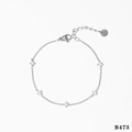 Elegante bracciale in acciaio inossidabile argento con cinque zirconi tondi brillanti - Braccialetto d'Argento (B864)