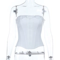 Dettaglio del delicato bordo in pizzo bianco su un top a corsetto in raso bianco - S / Bianco