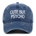 Casquette de baseball en denim délavé bleu foncé avec broderie blanche CUTE BUT PSYCHO - Taille unique / Bleu Marine