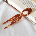 U-shaped hair pin fork in elegant tortoise shell pattern made of premium acetate - Brown
