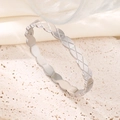 Bracelet jonc argenté avec motif matelassé élégant et finition luxueuse minimaliste - LZ0817 Motif Matelassé / Couleur Acier