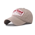 Cappellino da baseball classico in cotone con ricamo New York e finitura vintage - Regolabile / Beige