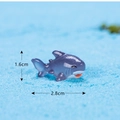 Miniature blue shark figurine for micro landscapes, size 2.8cm long and 1.6cm high - No. 14 Grey Shark