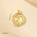 Macro-opname van de gouden ster hanger met 2,1cm afmetingen en 2,7g gewichtsaanduiding - Gouden Ster Stijl (MYPJ61129)