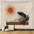 Detalle de tapiz de pared bohemio con sol y palmera colgado en una pared con textura - 73*95CM / Tela Cepillada