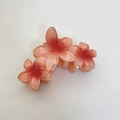 Pinza para el pelo con flores de frangipani en degradado rosa y naranja sobre tela beige - Pinza Para El Pelo De Frangipani Naranja/de Una Sola Pieza [aprox. 11 Cm]