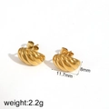 Gedrehte geometrische Edelstahl-Ohrringe, Größe 11,7x8mm und Gewicht von 2,2g - Stecker-Stil / Gold Gehämmerter Stil (TE60142-G)