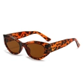 Vintage tortoiseshell wide-frame cat-eye sunglasses with brown lenses for sun protection - Leopard Frame / Tea Lens