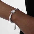 Bracelet à perles argenté avec pendentif papillon mat et cordon de serrage réglable - E399-Couleur Acier