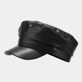 Dettaglio della trama in pelle PU e della fascia decorativa su questo cappello da marinaio nero chic - Taglia unica / Nero