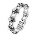 Bracelet motard vintage en acier inoxydable argenté avec détails de têtes de mort - Style de Chaîne de Motard Tête de Mort Argent Rétro (KB40290-D)