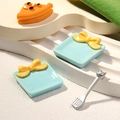 Mini assiettes carrées bleues en résine avec nœuds jaunes et spatule miniature jouet - Assiette bleue carrée