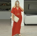 Dettaglio del set in maglia all'uncinetto rosso-arancio con trama traforata e cardigan - Taglia S / Rosso