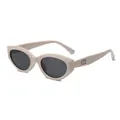 Occhiali da sole cat-eye retrò color beige con fibbia metallica sulle stanghette - Montatura Bianco Crema Lenti Grigie