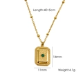Makroaufnahme einer goldenen Halskette mit grünem Stein und Größenangaben im Detail - Grüner Strass Quadratischer Anhänger Halskette
