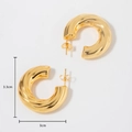 Golden hollow croissant earrings with 3.3cm height and 3cm width measurements - Smooth Twisted (ZHE948)