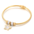 Bracciale a catena snake dorata con ciondolo a stella, cristalli e chiusura magnetica - Stile con Pendente a Stella (KB169152-HM)