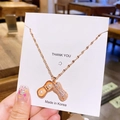 Collier avec pendentif cacahuète, perles et cristaux, finition or rose pour femme - Perle Ouvrable Or Rose