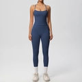 Detail eines dunkelblauen Yoga-Sets mit Racerback-Top und hochtaillierter Leggings - S / Marineblau