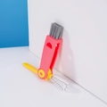 3-in-1 multifunctional cup brush in red and yellow with spiral bristles for gap cleaning - Red