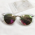 Retro cat-eye sunglasses with transparent frames and iridescent purple lenses - Transparent Mirror