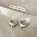 French retro double-layer C-shape stud earrings with cream resin inlay and silver finish - White Enamel Double Layer Earrings